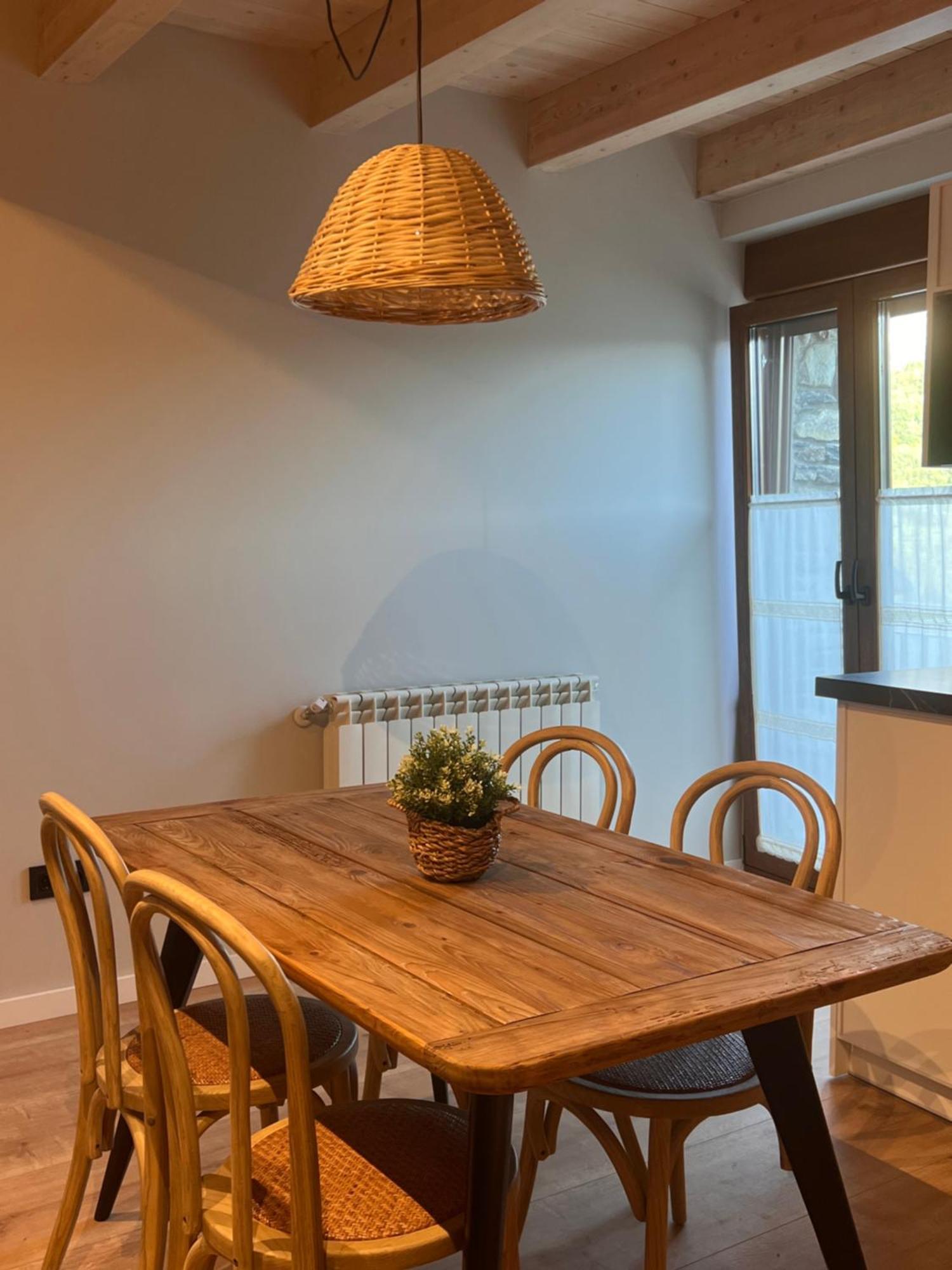Apartamentos Turisticos: Tu Casa En Sahun Quarto foto